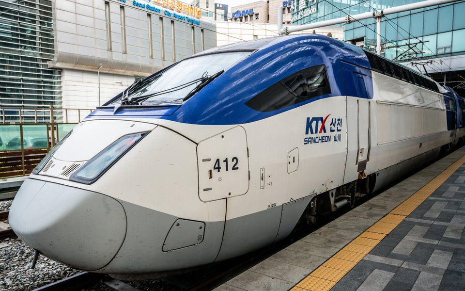 The world's fastest train, Circling a 574.8 KM / H TGV 